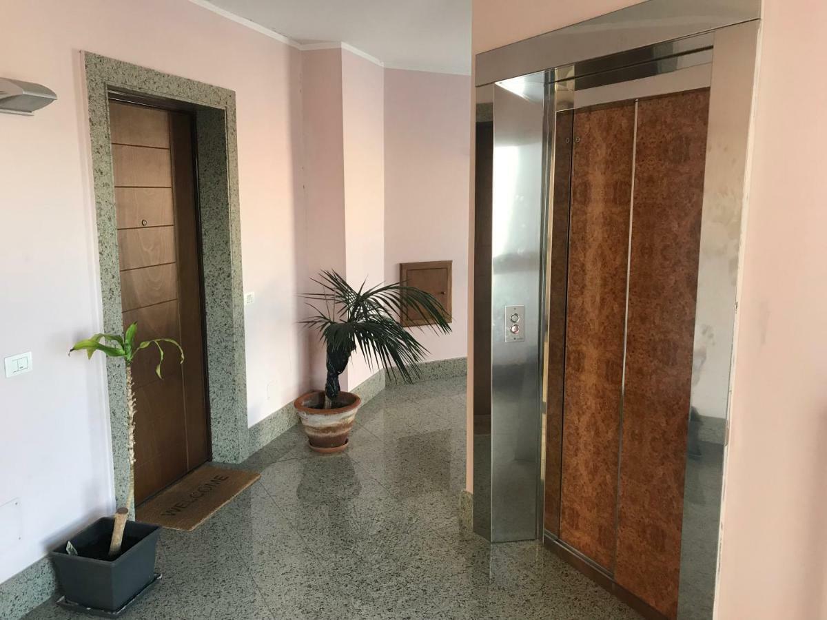 Mama Suite Lecce Bagian luar foto